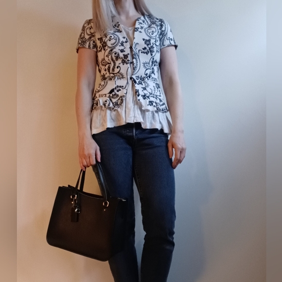 White House | Black Market Short Sleeved Jacket - Picture 10 of 11